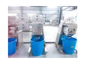 搖擺顆粒機